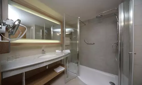 هتل هالیدی این سلیگرزکایا مسکو